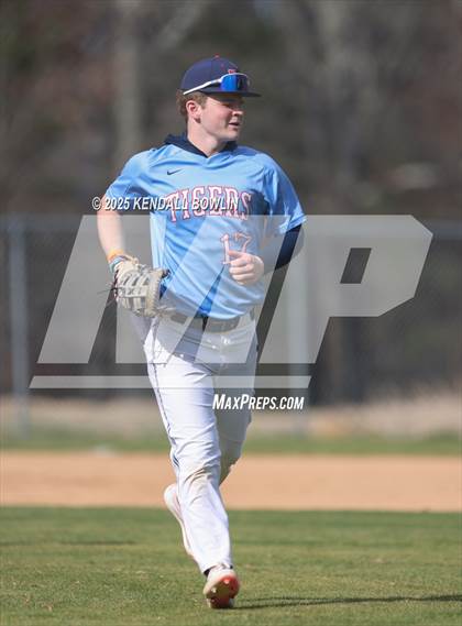 Thumbnail 2 in Lafayette vs South Panola (Water Valley Jamboree) photogallery.