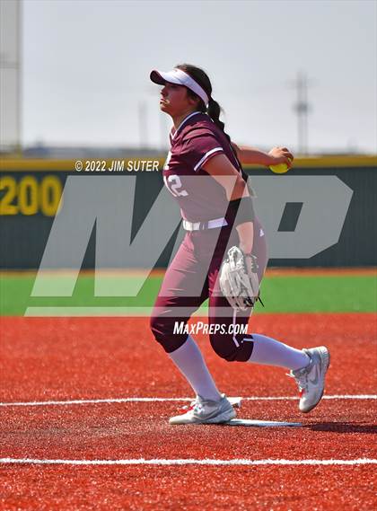 Thumbnail 2 in Troy vs Franklin (UIL 3A Area Playoff) photogallery.