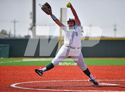Thumbnail 1 in Troy vs Franklin (UIL 3A Area Playoff) photogallery.