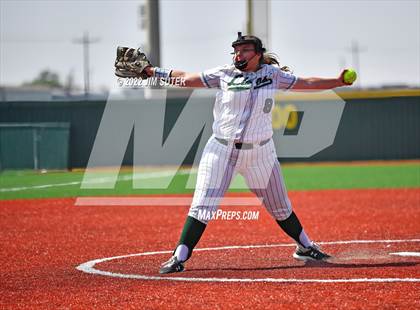 Thumbnail 2 in Troy vs Franklin (UIL 3A Area Playoff) photogallery.