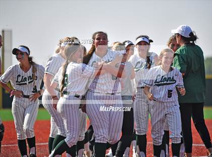Thumbnail 2 in Troy vs Franklin (UIL 3A Area Playoff) photogallery.