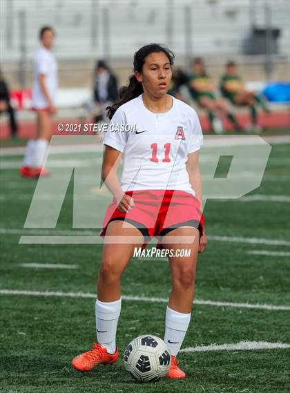 Thumbnail 2 in Placer vs. Antelope (Rocklin/Whitney Invitational) photogallery.
