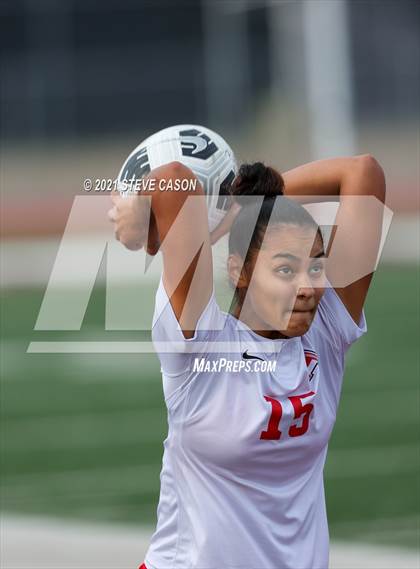 Thumbnail 3 in Placer vs. Antelope (Rocklin/Whitney Invitational) photogallery.