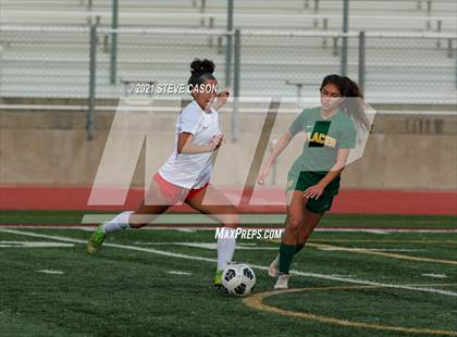 Thumbnail 2 in Placer vs. Antelope (Rocklin/Whitney Invitational) photogallery.