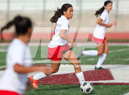Thumbnail 2 in Placer vs. Antelope (Rocklin/Whitney Invitational) photogallery.