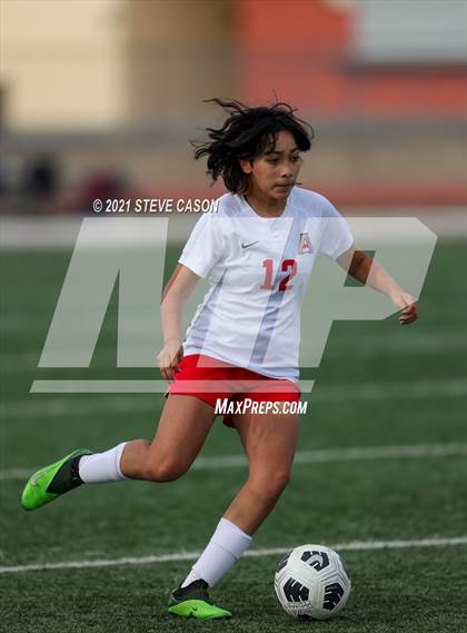 Thumbnail 2 in Placer vs. Antelope (Rocklin/Whitney Invitational) photogallery.