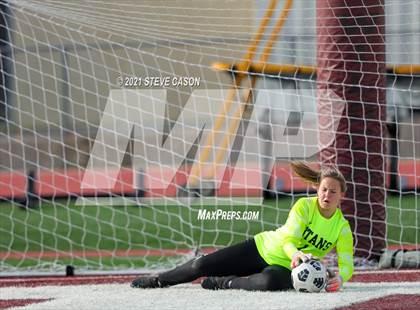 Thumbnail 2 in Placer vs. Antelope (Rocklin/Whitney Invitational) photogallery.