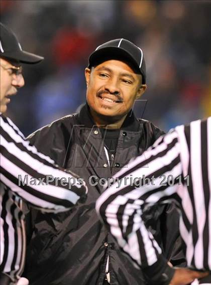 Thumbnail 2 in St. Mary's @ Grant (CIF SJS D2 Semifinal) photogallery.