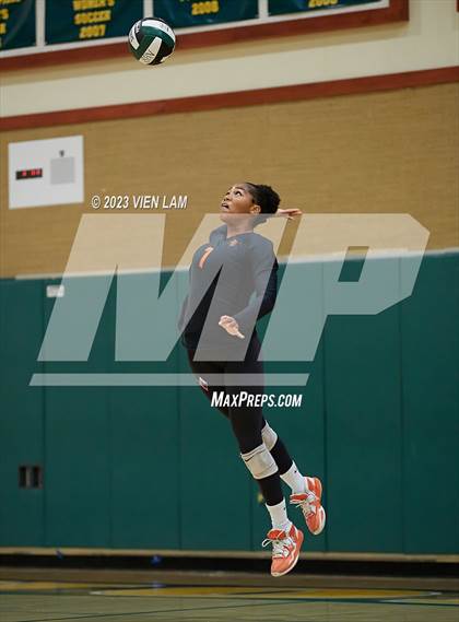 Thumbnail 3 in California vs San Ramon Valley (CIF NCS Division 1 Quarterfinal) photogallery.