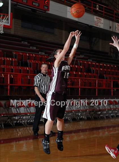 Thumbnail 3 in Benton @ Frankfort photogallery.