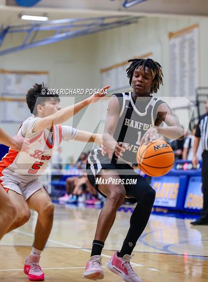 Thumbnail 2 in Merced vs. Hanford West photogallery.