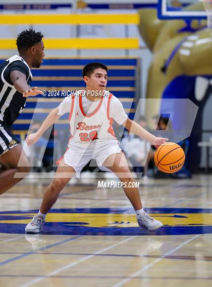 Thumbnail 3 in Merced vs. Hanford West photogallery.