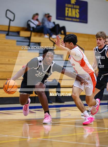 Thumbnail 3 in Merced vs. Hanford West photogallery.