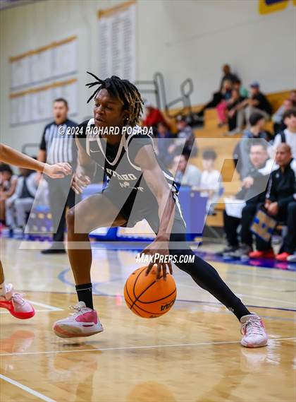 Thumbnail 2 in Merced vs. Hanford West photogallery.