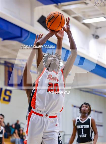 Thumbnail 1 in Merced vs. Hanford West photogallery.