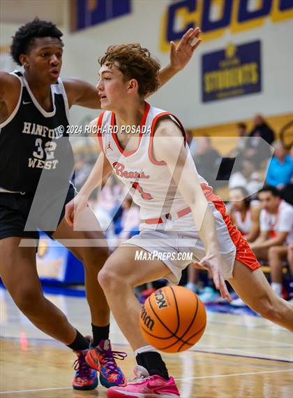 Thumbnail 3 in Merced vs. Hanford West photogallery.