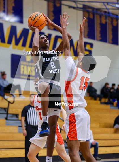 Thumbnail 1 in Merced vs. Hanford West photogallery.