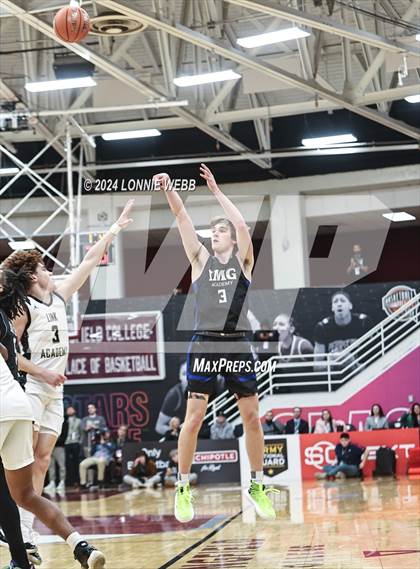 Thumbnail 1 in IMG Academy vs Link Academy (Spalding Hoophall Classic) photogallery.