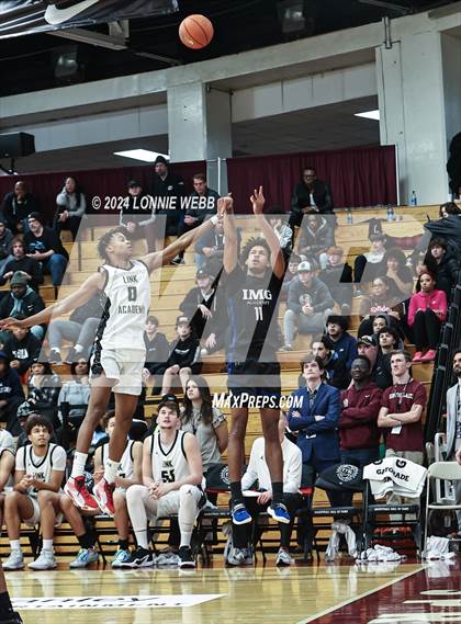 Thumbnail 1 in IMG Academy vs Link Academy (Spalding Hoophall Classic) photogallery.