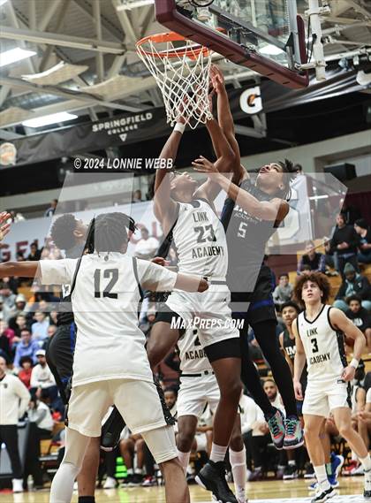Thumbnail 3 in IMG Academy vs Link Academy (Spalding Hoophall Classic) photogallery.