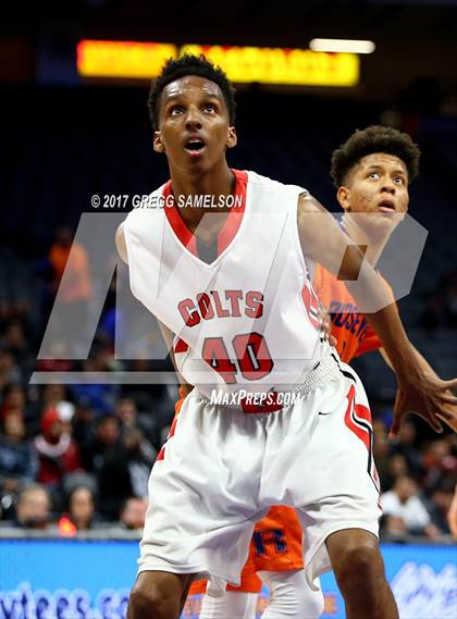 Thumbnail 1 in James Logan vs Roosevelt (CIF State D1 Final) photogallery.