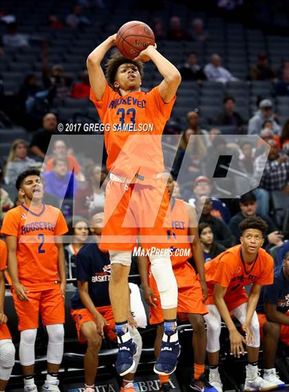 Thumbnail 2 in James Logan vs Roosevelt (CIF State D1 Final) photogallery.