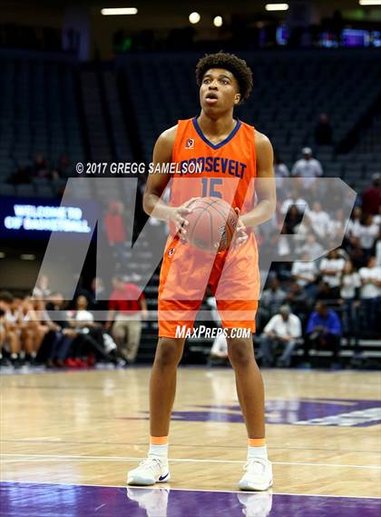 Thumbnail 3 in James Logan vs Roosevelt (CIF State D1 Final) photogallery.