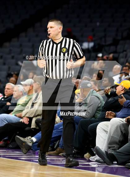Thumbnail 2 in James Logan vs Roosevelt (CIF State D1 Final) photogallery.