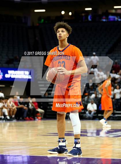 Thumbnail 3 in James Logan vs Roosevelt (CIF State D1 Final) photogallery.