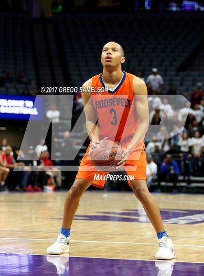 Thumbnail 3 in James Logan vs Roosevelt (CIF State D1 Final) photogallery.