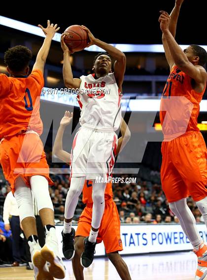 Thumbnail 1 in James Logan vs Roosevelt (CIF State D1 Final) photogallery.