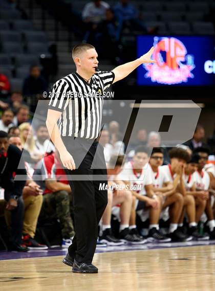 Thumbnail 1 in James Logan vs Roosevelt (CIF State D1 Final) photogallery.