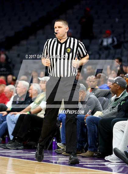 Thumbnail 3 in James Logan vs Roosevelt (CIF State D1 Final) photogallery.