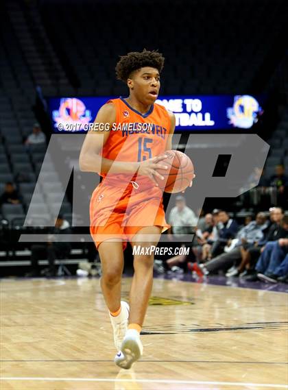 Thumbnail 1 in James Logan vs Roosevelt (CIF State D1 Final) photogallery.