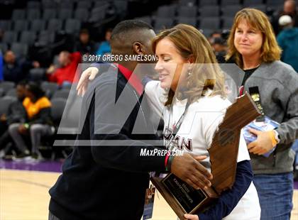 Thumbnail 1 in James Logan vs Roosevelt (CIF State D1 Final) photogallery.