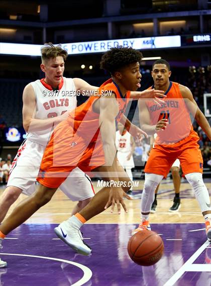 Thumbnail 3 in James Logan vs Roosevelt (CIF State D1 Final) photogallery.