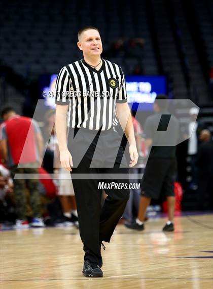 Thumbnail 1 in James Logan vs Roosevelt (CIF State D1 Final) photogallery.