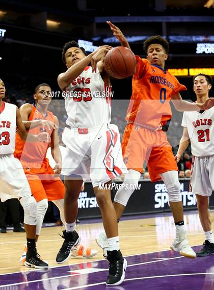 Thumbnail 3 in James Logan vs Roosevelt (CIF State D1 Final) photogallery.