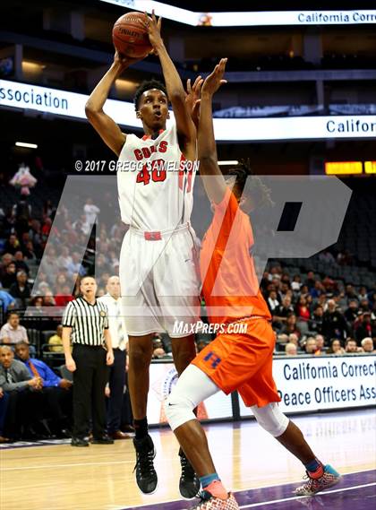 Thumbnail 3 in James Logan vs Roosevelt (CIF State D1 Final) photogallery.