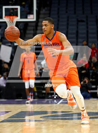 Thumbnail 2 in James Logan vs Roosevelt (CIF State D1 Final) photogallery.
