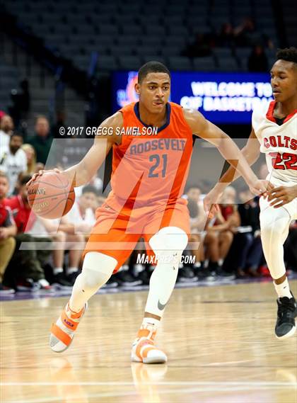 Thumbnail 1 in James Logan vs Roosevelt (CIF State D1 Final) photogallery.
