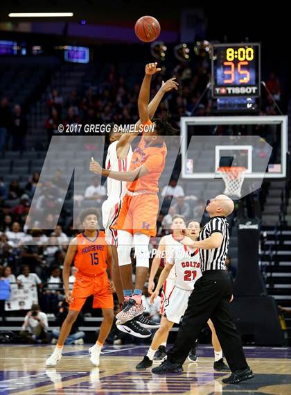 Thumbnail 2 in James Logan vs Roosevelt (CIF State D1 Final) photogallery.
