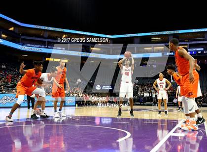 Thumbnail 1 in James Logan vs Roosevelt (CIF State D1 Final) photogallery.