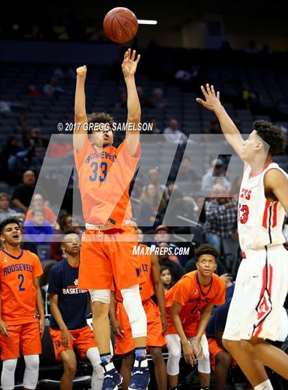 Thumbnail 3 in James Logan vs Roosevelt (CIF State D1 Final) photogallery.
