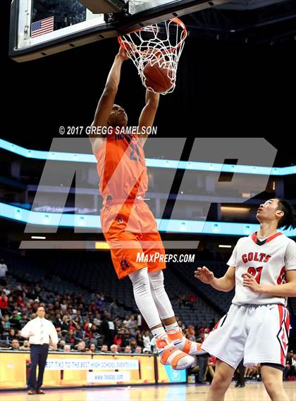 Thumbnail 1 in James Logan vs Roosevelt (CIF State D1 Final) photogallery.