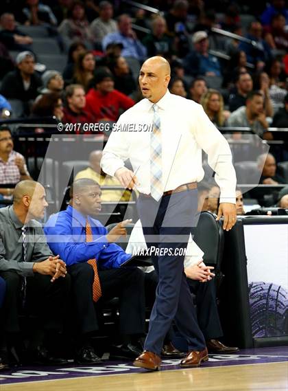 Thumbnail 1 in James Logan vs Roosevelt (CIF State D1 Final) photogallery.