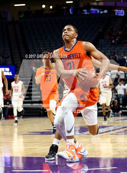 Thumbnail 2 in James Logan vs Roosevelt (CIF State D1 Final) photogallery.