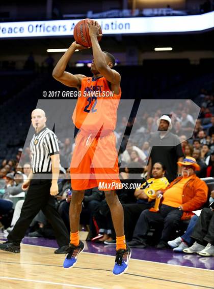 Thumbnail 1 in James Logan vs Roosevelt (CIF State D1 Final) photogallery.