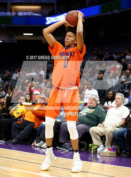 Thumbnail 2 in James Logan vs Roosevelt (CIF State D1 Final) photogallery.