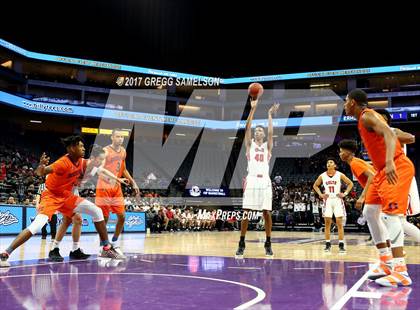 Thumbnail 2 in James Logan vs Roosevelt (CIF State D1 Final) photogallery.